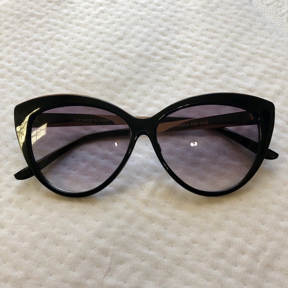 Sunnies